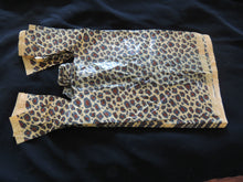 100 Zebra and Leopard Plastic T-Shirt Bags 8x5x16 Wholesale Animal W\Handle Bags - ShipNFun